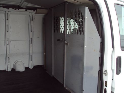 Used 2014 Chevrolet Express 1500 AWD 1500 135 image 12