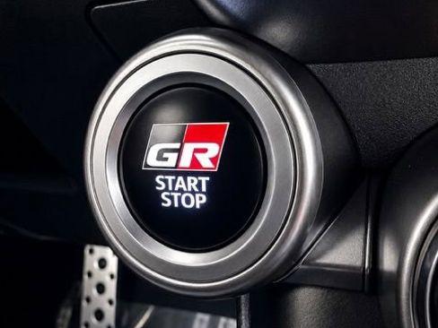 Used 2022 Toyota GR86 Premium RWD image 23