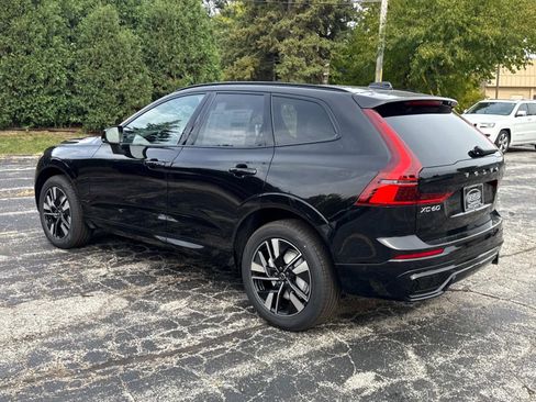 New 2026 Volvo XC60 B5 Plus w/ Climate Package image 7