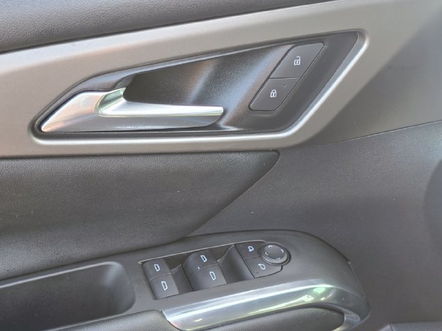 Used 2024 Chevrolet Traverse LS w/ Midnight/Sport Edition FWD image 30