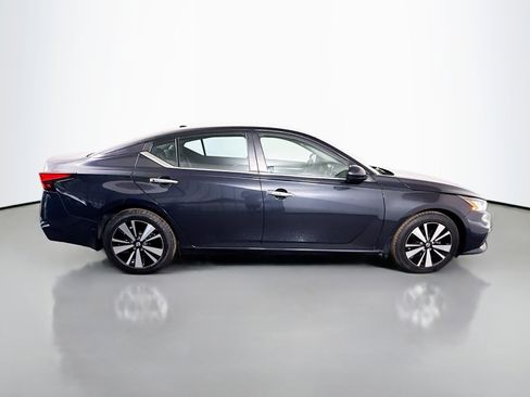 Used 2021 Nissan Altima 2.5 SV image 11