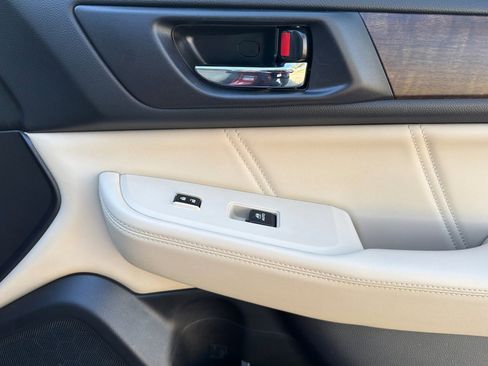 Used 2018 Subaru Outback 2.5i Limited image 22