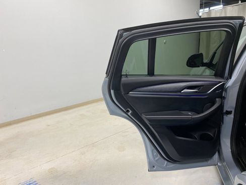 Used 2023 BMW X4 xDrive30i w/ M Sport Package image 23