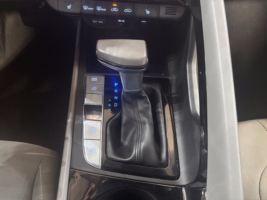 Used 2025 Hyundai Elantra SEL FWD image 22