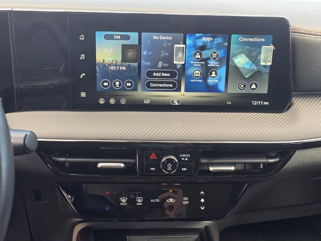 Used 2026 Nissan Kicks SR FWD image 17