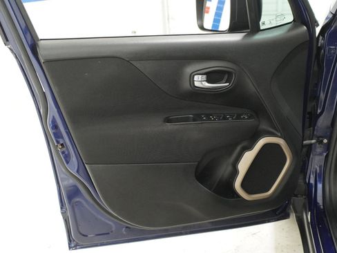 Used 2016 Jeep Renegade Sport w/ Power & Air Group FWD image 10