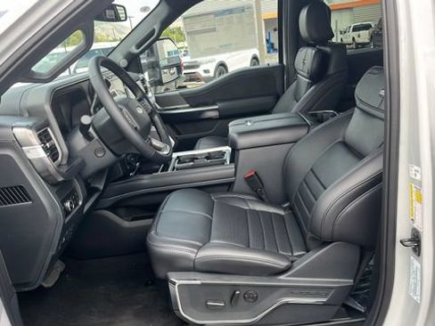 Used 2025 Ford F350 Platinum AWD/4WD image 22