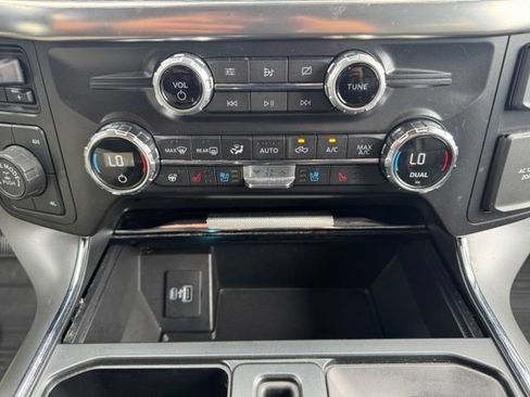 Used 2021 Ford F150 Lariat w/ Equipment Group 502A High AWD/4WD image 28