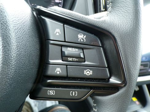 Used 2026 Subaru Forester Premium AWD/4WD image 31
