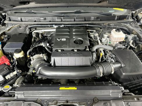 Used 2022 Nissan Frontier PRO-4X AWD/4WD image 28