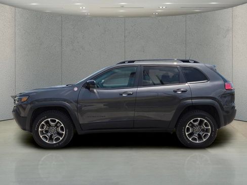 Used 2022 Jeep Cherokee Trailhawk w/ Premium Leather Package AWD/4WD image 9