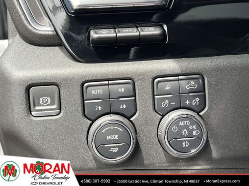 Certified 2025 Chevrolet Silverado 2500 High Country w/ High Country Premium Package AWD/4WD image 29