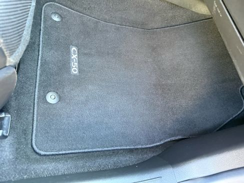 Used 2024 MAZDA CX-50 AWD 2.5 S w/ Preferred Package image 9