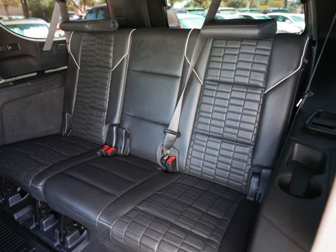 Used 2022 Cadillac Escalade ESV Sport Platinum w/ LPO, Floor Liner Package AWD/4WD image 25