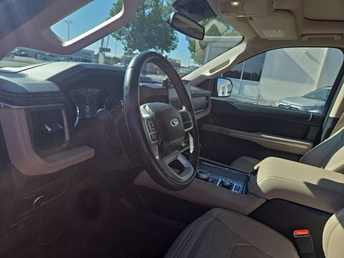 Used 2024 Ford Expedition Max Limited AWD/4WD image 11