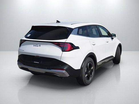 New 2026 Kia Sportage LX FWD image 4