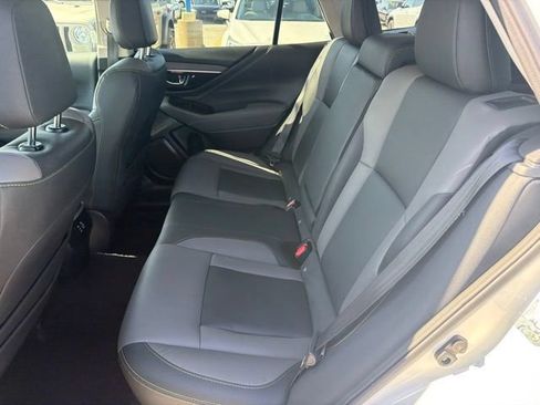 Used 2023 Subaru Outback Onyx Edition AWD/4WD image 17