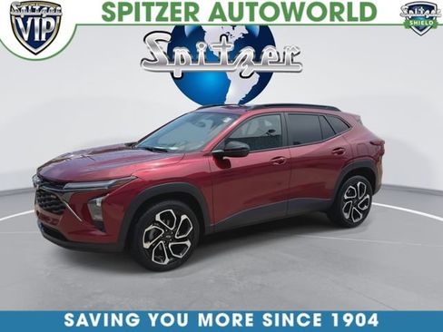 Used 2024 Chevrolet Trax RS w/ Sunroof Package FWD image 5