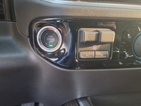 Used 2025 Chevrolet Silverado 1500 LT Trail Boss w/ Protection Package AWD/4WD image 16