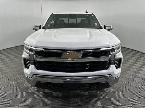 Used 2025 Chevrolet Silverado 1500 LT w/ Leather Package AWD/4WD image 3