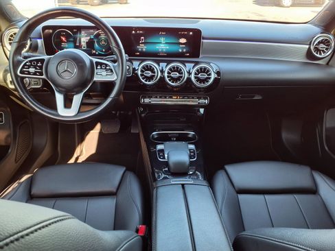 Used 2019 Mercedes-Benz A 220 image 7
