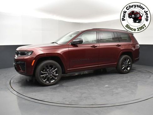 New 2026 Jeep Grand Cherokee L Limited AWD/4WD image 3