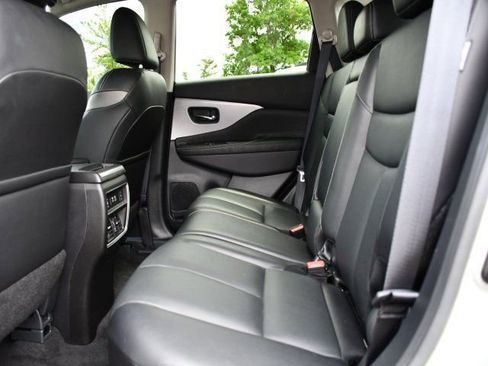 Used 2022 Nissan Murano SL w/ Cargo Package image 21