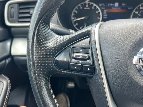 Used 2021 Nissan Maxima 3.5 SV w/ Floor Mat Group FWD image 18