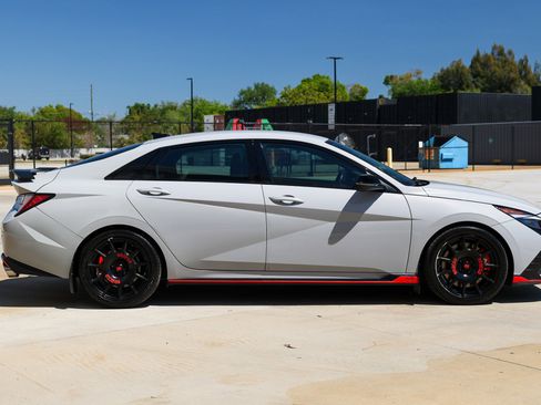 Used 2023 Hyundai Elantra N image 18