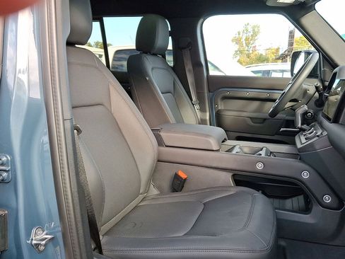 Certified 2025 Land Rover Defender 110 S image 30