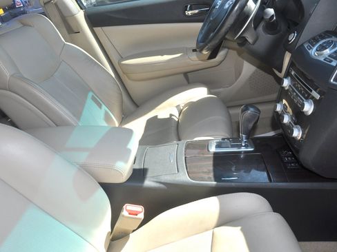 Used 2014 Nissan Maxima 3.5 SV w/ Premium Package image 18