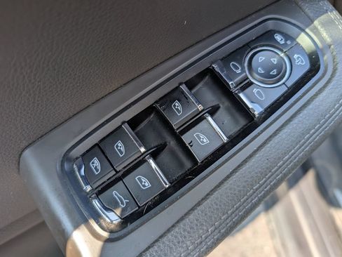 Used 2018 Porsche Macan S AWD/4WD image 14