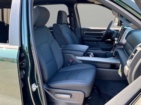 New 2026 RAM 1500 4x4 Crew Cab image 24