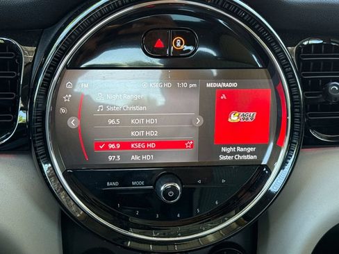 Used 2023 MINI Cooper SE FWD image 28