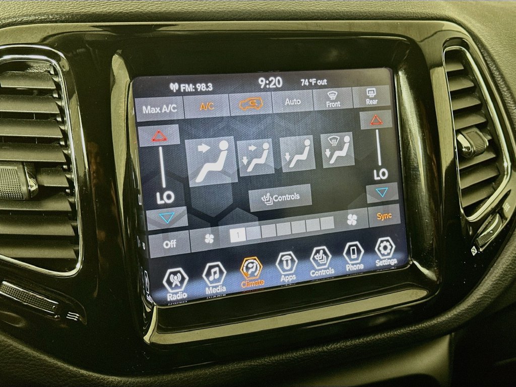 Used 2019 Jeep Compass Limited AWD/4WD image 22