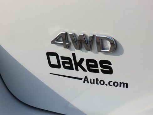 Used 2023 INFINITI QX80 Sensory w/ All-Season Package image 22