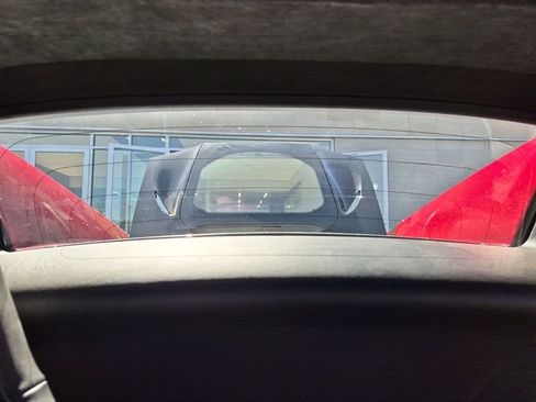 Used 2013 McLaren MP4-12C Spider image 35