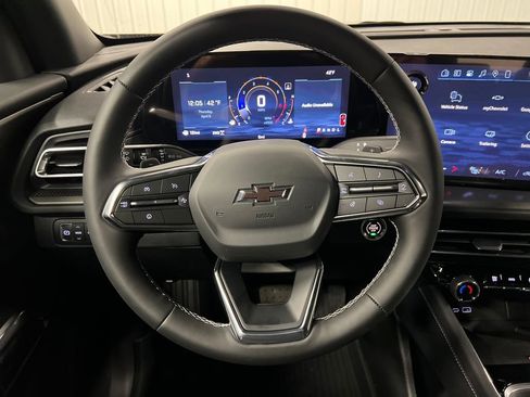 New 2026 Chevrolet Traverse LT w/ Midnight/Sport Edition AWD/4WD image 37