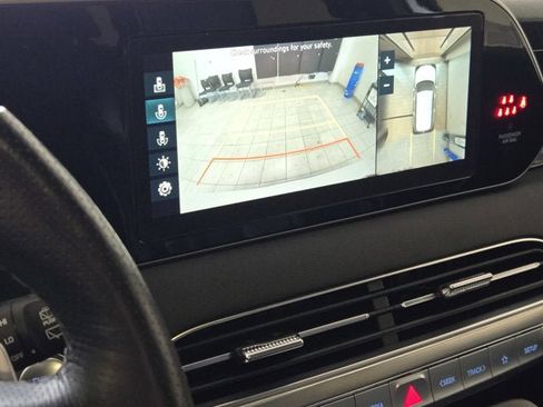 Used 2021 Hyundai Palisade Calligraphy image 25