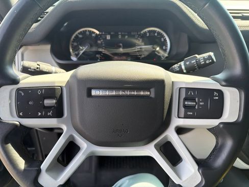 Used 2023 Land Rover Defender 110 SE AWD/4WD image 15