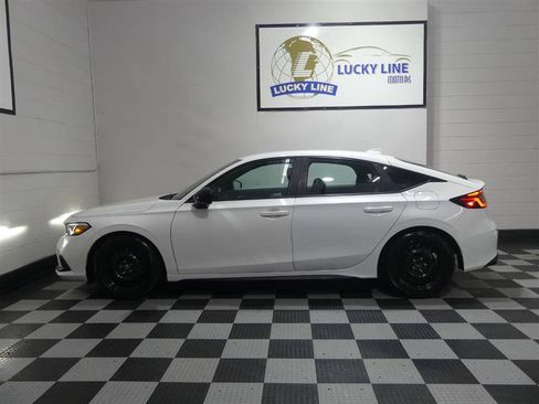 Used 2024 Honda Civic Sport image 7