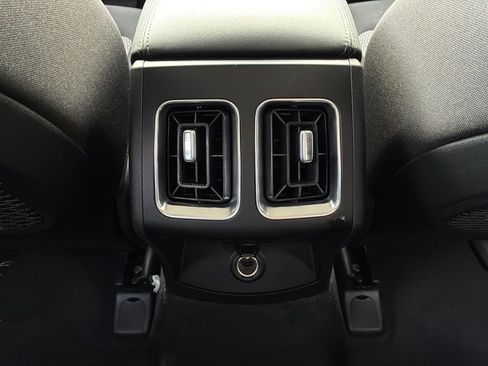 New 2026 Kia Sorento LX image 17