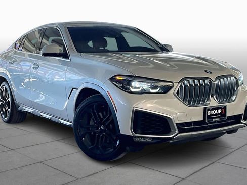 Used 2020 BMW X6 sDrive40i w/ Premium Package image 2
