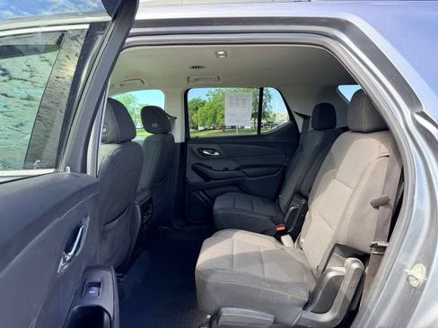 Used 2020 Chevrolet Traverse LT AWD/4WD image 8