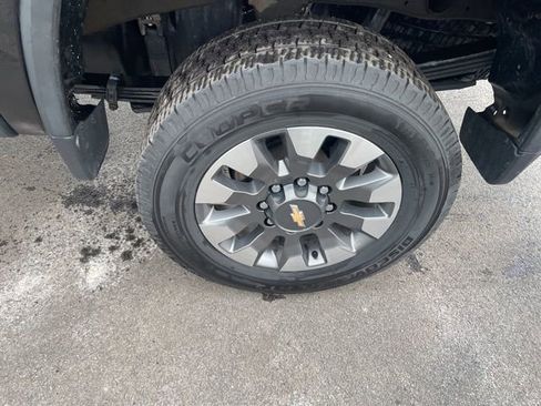 Used 2021 Chevrolet Silverado 2500 Custom w/ Custom Value Package image 26