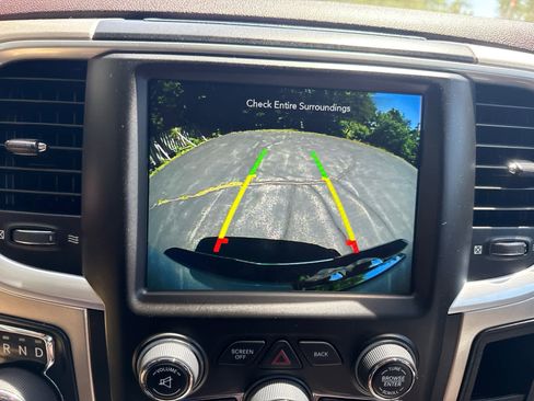 Used 2020 RAM 1500 Classic SLT AWD/4WD image 21