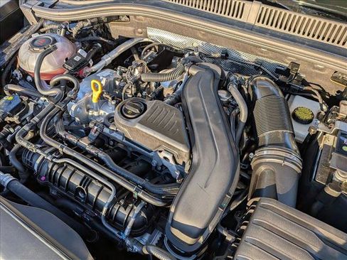 Used 2025 Volkswagen Jetta SE image 23