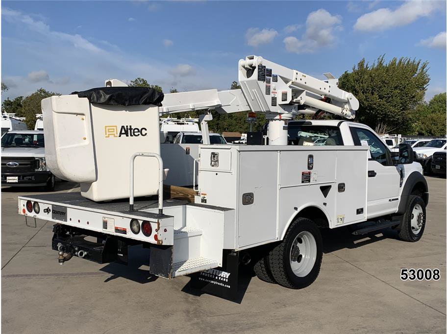 Used 2019 Ford F550 4x4 Regular Cab Super Duty w/ Snow Plow Prep Package image 2