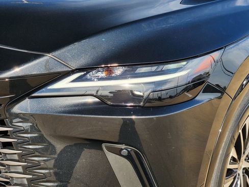 Used 2023 Lexus RX 350 Premium Plus w/ Cold Area Package FWD image 9