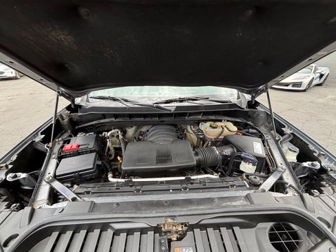 Used 2021 Chevrolet Silverado 1500 LTZ AWD/4WD image 26